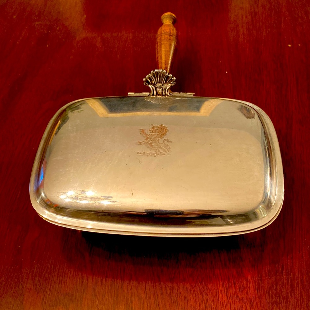 “Silent Butler” Silver Plated Crumb Catcher